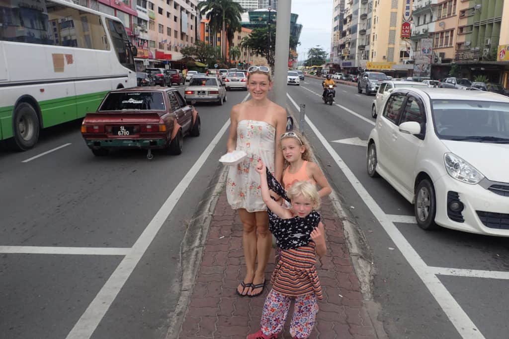 Familie auf Weltreise Malaysia Chinese New Year Leichsenring
