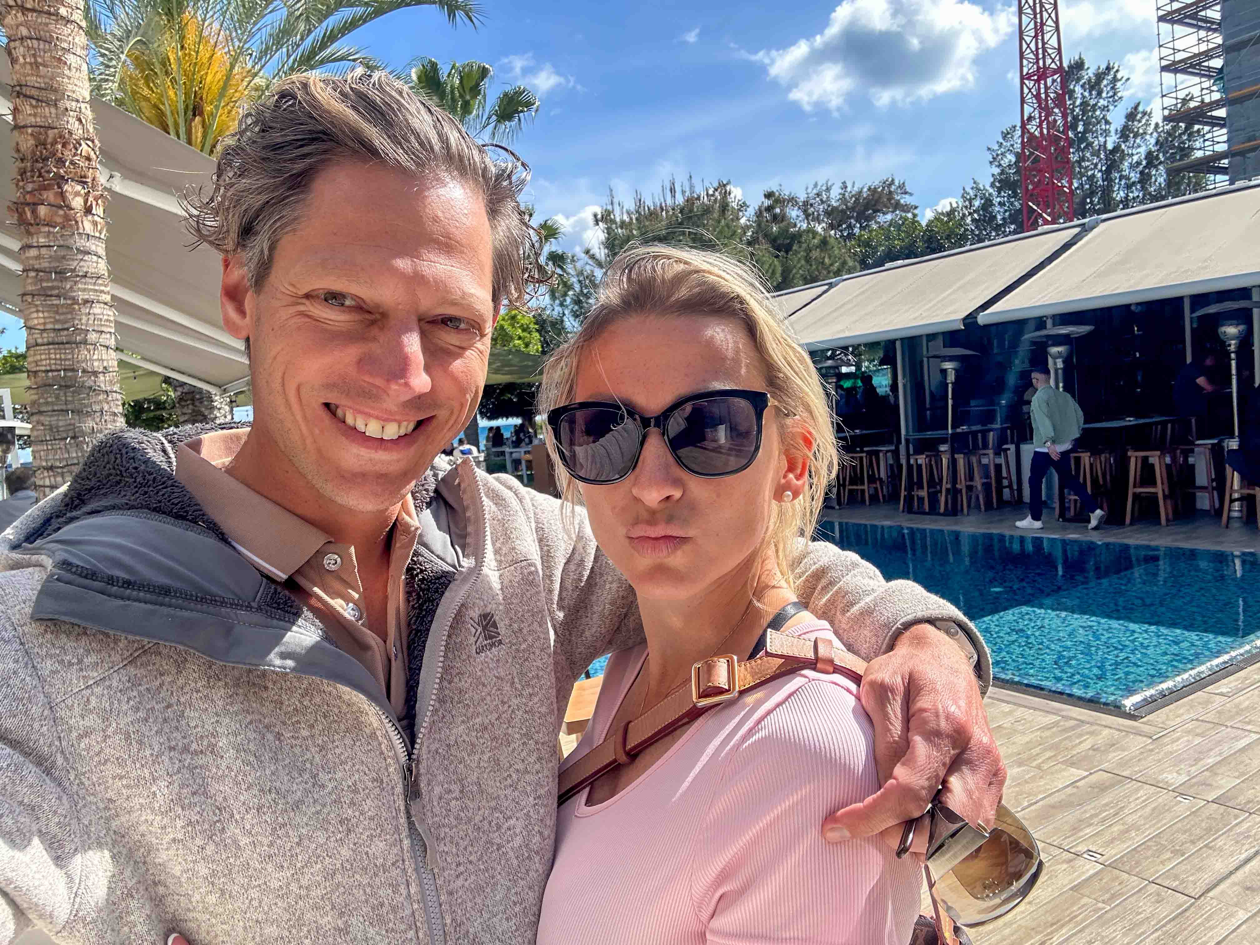 Familie auf Weltreise Der Beste Beachclub Zyperns 1