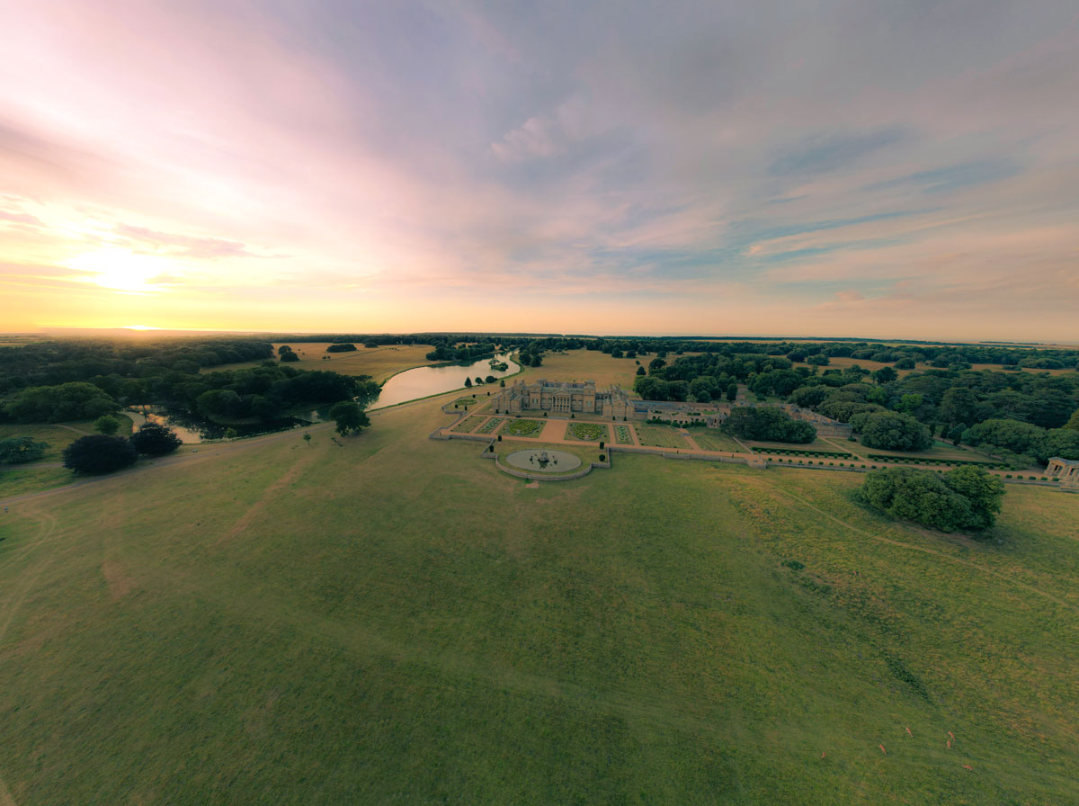 Familie auf Weltreise Wohnmobil England 2022 Holkham Hall