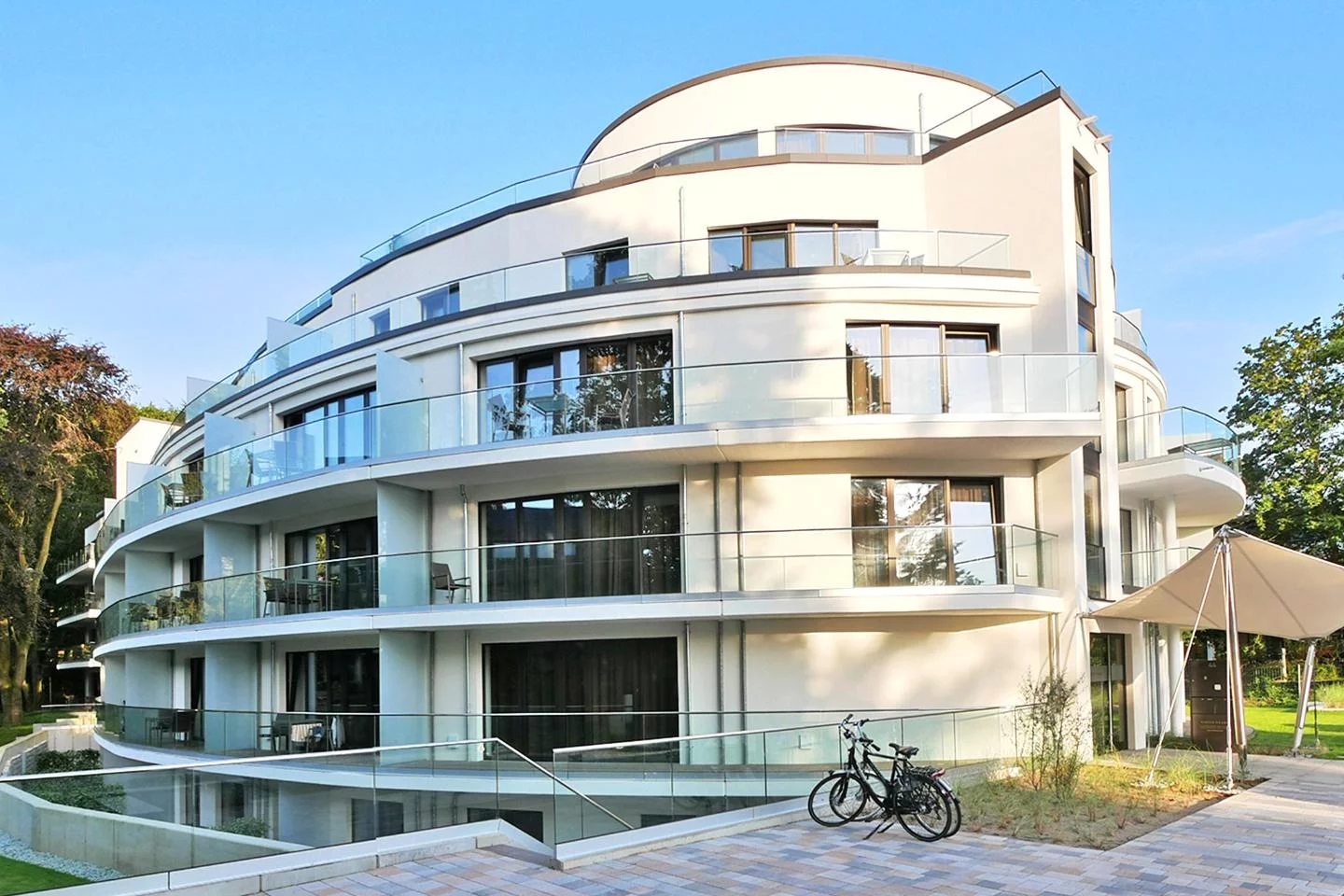 Familie auf Weltreise Urlando Timmendorfer Strand White Pearl